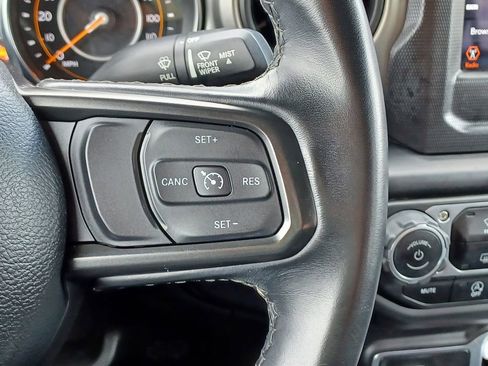 Used 2021 Jeep Wrangler Unlimited Sport AWD/4WD image 17