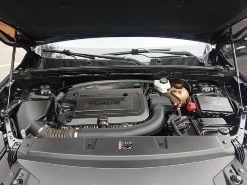 Used 2022 Buick Envision Essence w/ Technology Package I AWD/4WD image 25