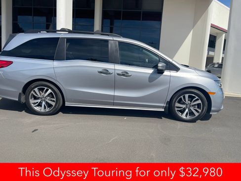 Used 2022 Honda Odyssey Touring image 13
