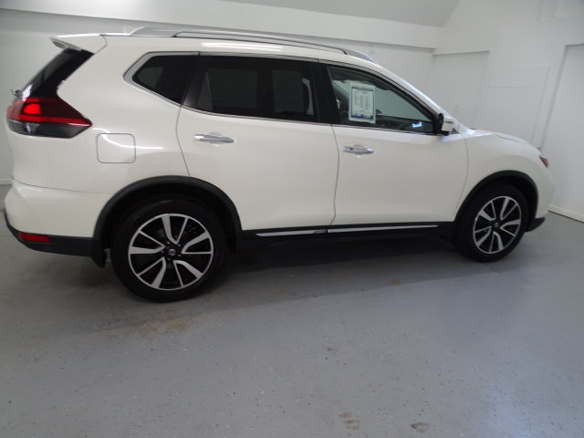 Used 2018 Nissan Rogue SL w/ Premium Package AWD/4WD image 25