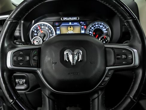 Used 2019 RAM 1500 Laramie AWD/4WD image 22