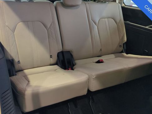 Used 2023 Ford Expedition Platinum image 23