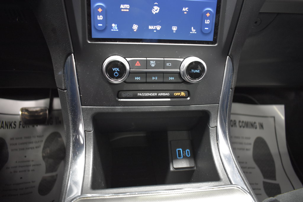 Used 2024 Ford Edge ST w/ Equipment Group 401A AWD/4WD image 19