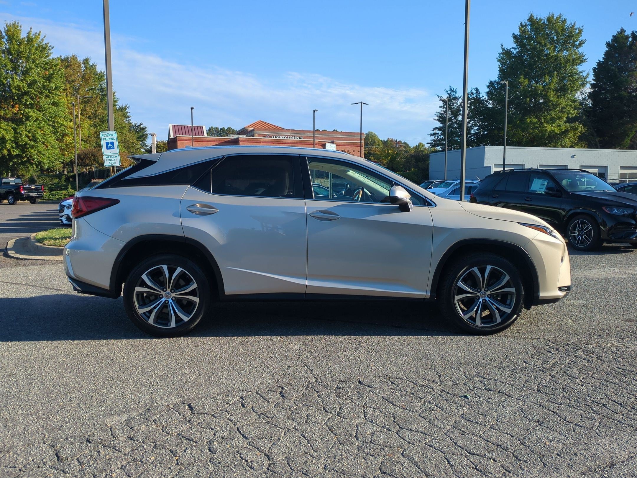 Used 2017 Lexus RX 350 AWD w/ Premium Package image 2