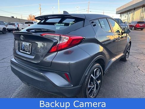Used 2022 Toyota C-HR XLE image 13