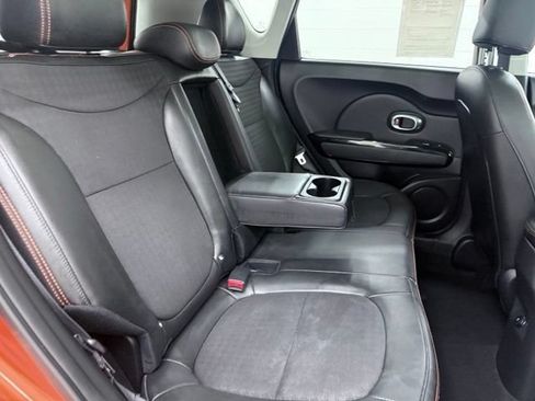 Used 2018 Kia Soul ! w/ Tech Package FWD image 21