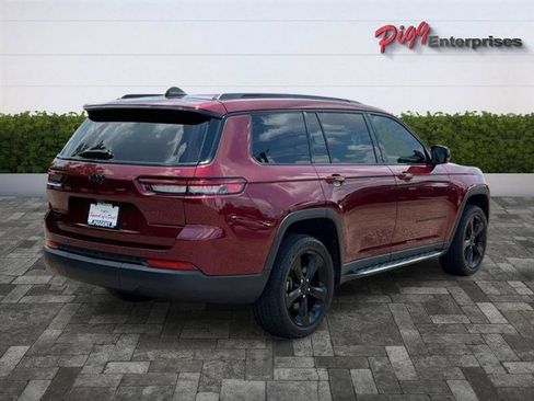 Used 2024 Jeep Grand Cherokee L Altitude AWD/4WD image 8