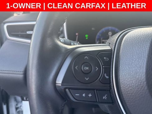 Used 2023 Toyota Corolla Cross XLE w/ Convenience Package FWD image 22