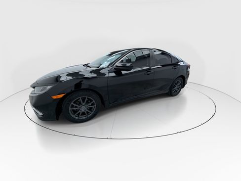 Used 2020 Honda Civic LX image 4