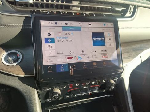 New 2025 Jeep Grand Cherokee L Limited image 16