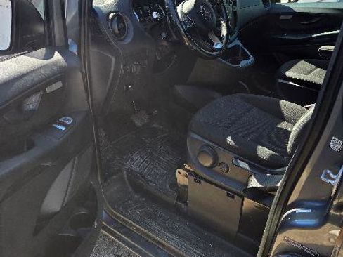 Used 2016 Mercedes-Benz Metris Passenger image 8