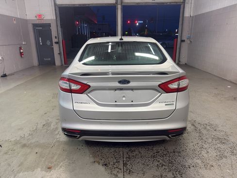 Used 2016 Ford Fusion Titanium FWD image 5