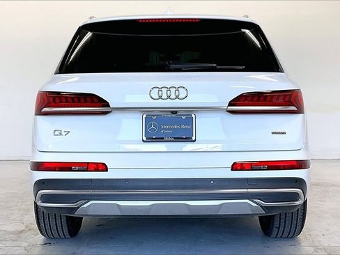 Used 2022 Audi Q7 2.0T Premium w/ Convenience Package image 4