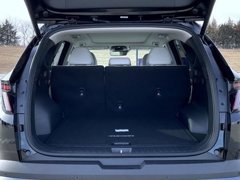 New 2026 Hyundai Tucson Limited image 9
