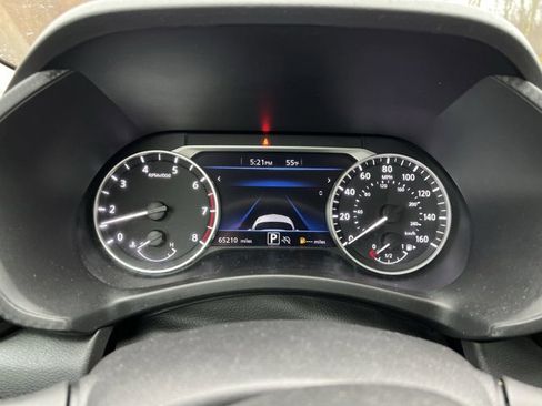 Used 2024 Nissan Sentra SV image 12