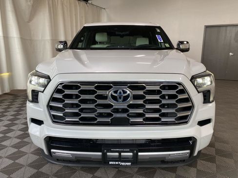 Used 2023 Toyota Sequoia Capstone AWD/4WD image 2