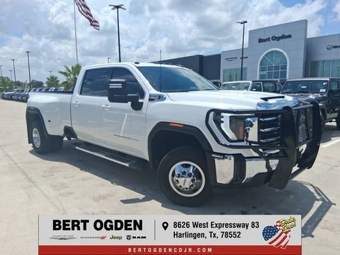 Used 2025 GMC Sierra 3500 SLE w/ Preferred Package AWD/4WD image 1