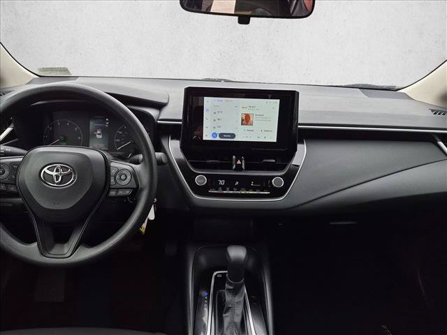 Used 2025 Toyota Corolla LE FWD image 16