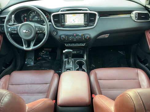 Used 2017 Kia Sorento SX FWD image 32