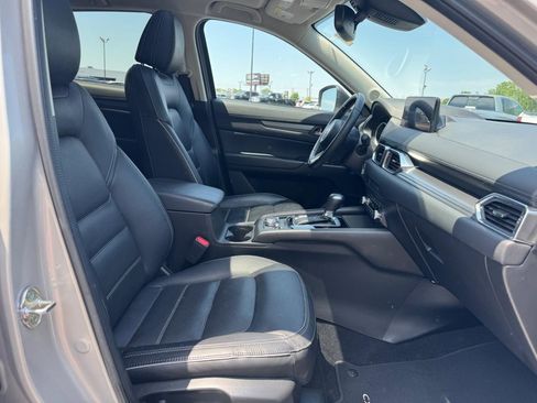 Used 2025 MAZDA CX-5 AWD 2.5 S w/ Preferred Package image 18