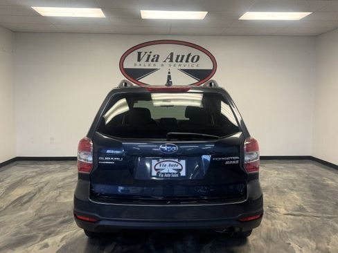 Used 2016 Subaru Forester 2.5i Premium w/ All-Weather Package AWD/4WD image 10