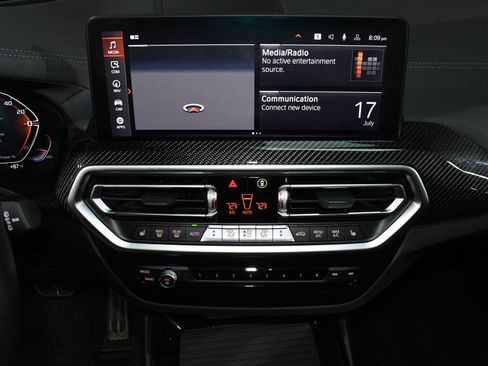 Used 2024 BMW X3 M40i AWD/4WD image 32