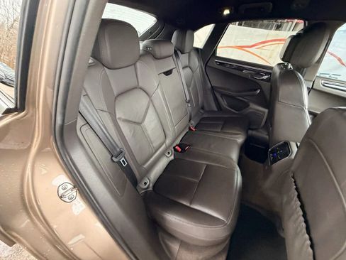 Used 2017 Porsche Macan Sport Edition image 24