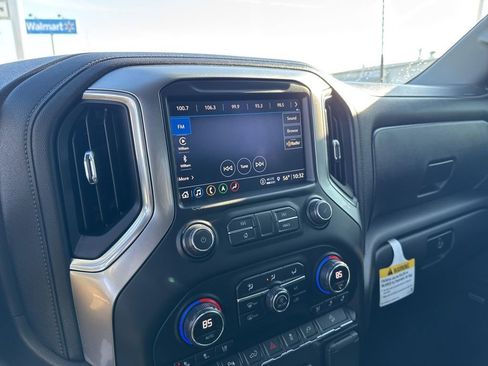 Used 2021 Chevrolet Silverado 2500 LTZ w/ LTZ Plus Package image 19