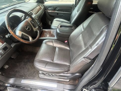 Used 2014 GMC Yukon Denali AWD/4WD image 17