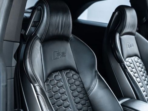 Used 2018 Audi RS 5 w/ Dynamic Plus Package AWD/4WD image 26