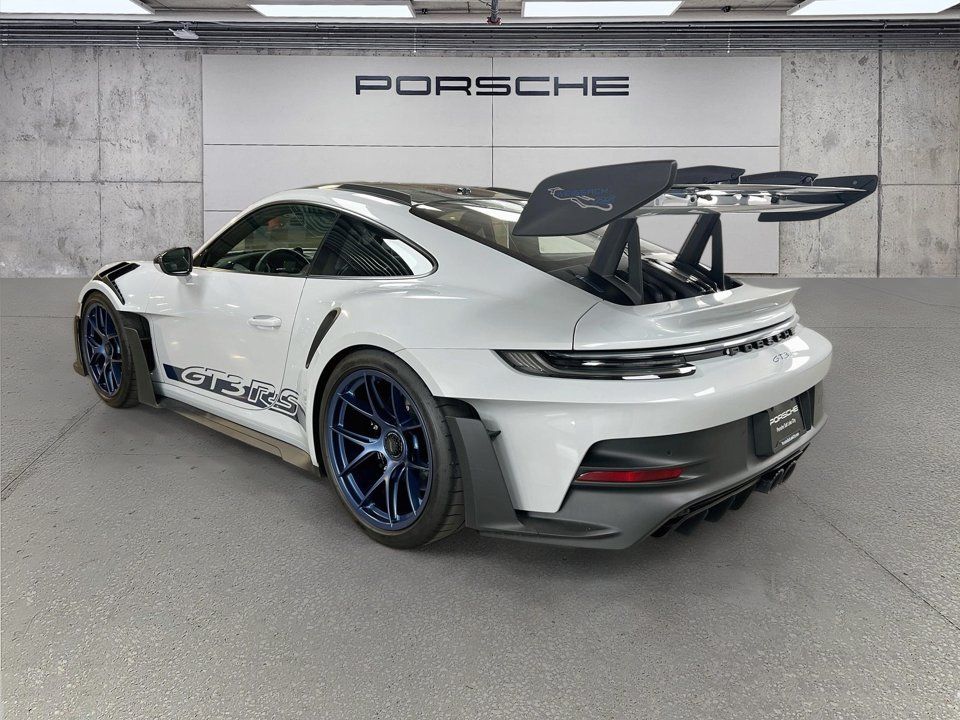 Certified 2024 Porsche 911 GT3 RS RWD image 3