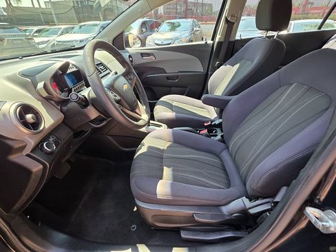 Used 2014 Chevrolet Sonic LT FWD image 19