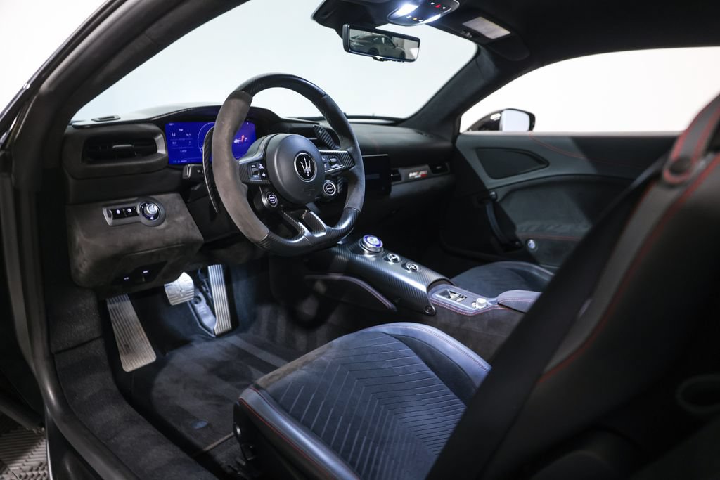 Used 2022 Maserati MC20 Coupe RWD image 24