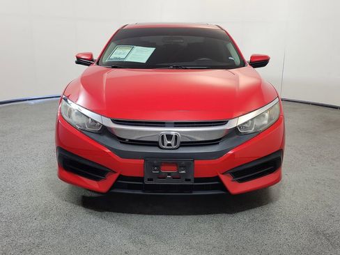 Used 2018 Honda Civic EX image 2