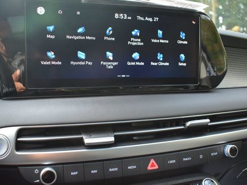 Used 2024 Hyundai Palisade Limited AWD/4WD image 17