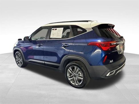 Used 2021 Kia Seltos S AWD/4WD image 7