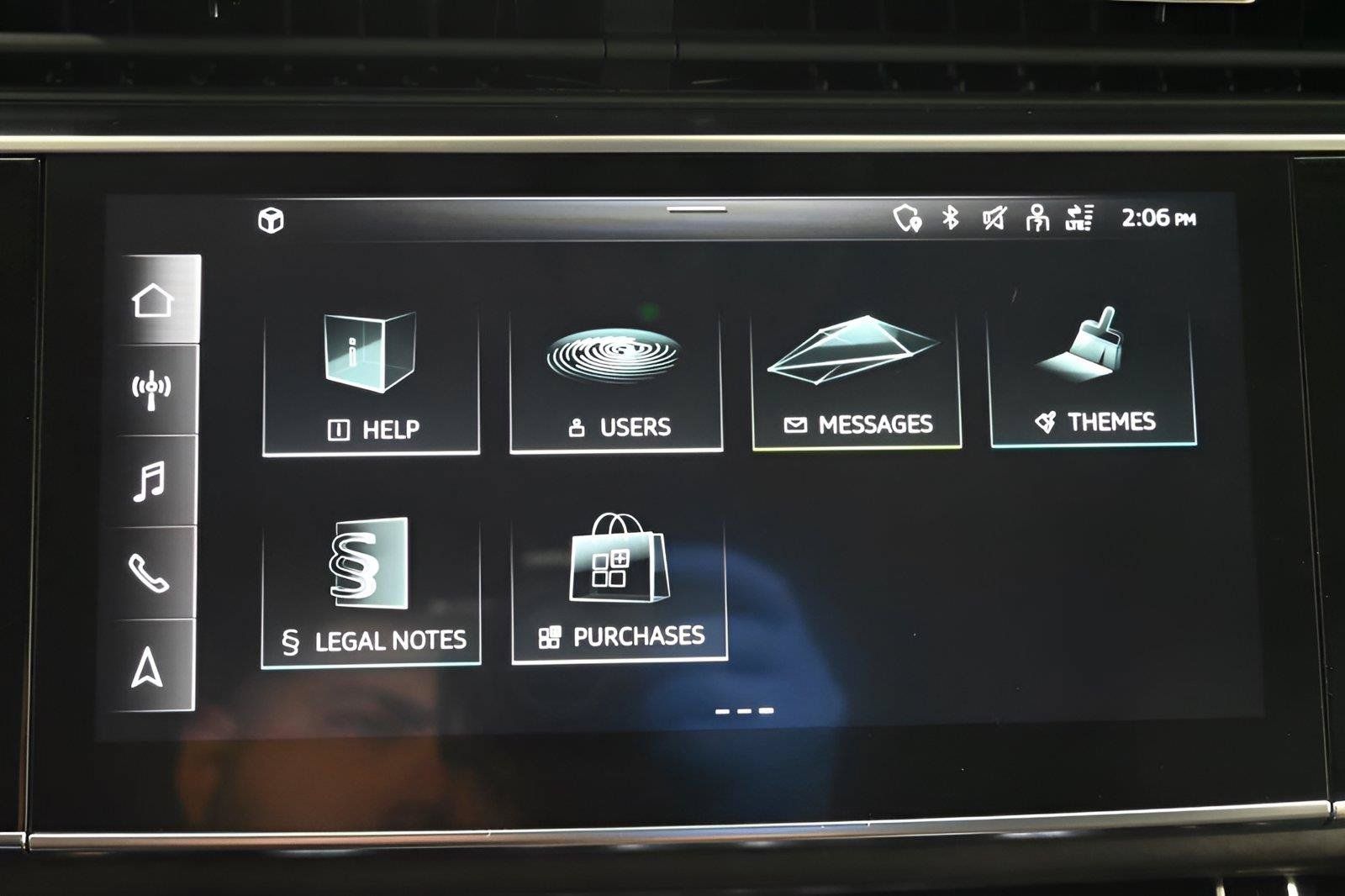 Used 2023 Audi Q8 Prestige AWD/4WD image 27