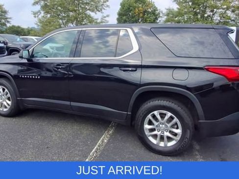 Used 2021 Chevrolet Traverse LS AWD/4WD image 6