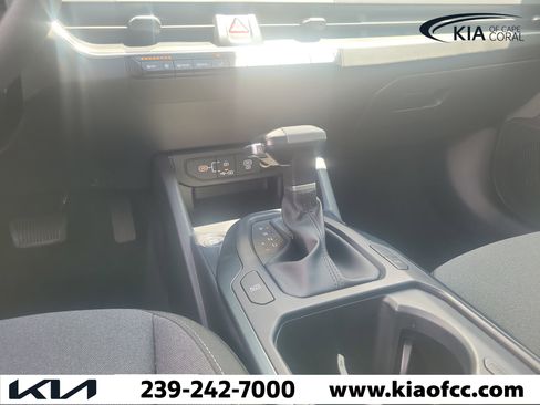 Certified 2025 Kia K4 FWD image 18
