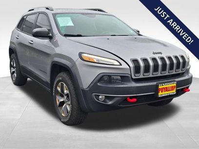 Used 2016 Jeep Cherokee Trailhawk w/ Comfort/Convenience Group