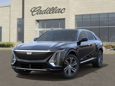 New 2026 Cadillac Lyriq Luxury image 6