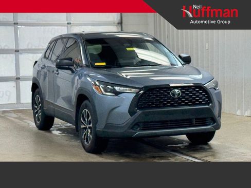 Used 2025 Toyota Corolla Cross L image 1