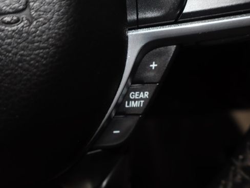 Used 2019 RAM 1500 Laramie AWD/4WD image 19