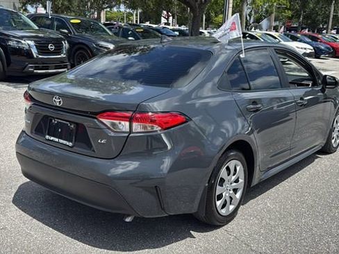 Certified 2025 Toyota Corolla LE FWD image 9