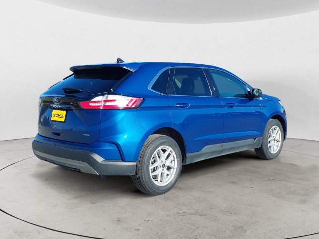 Used 2024 Ford Edge SEL AWD/4WD image 5