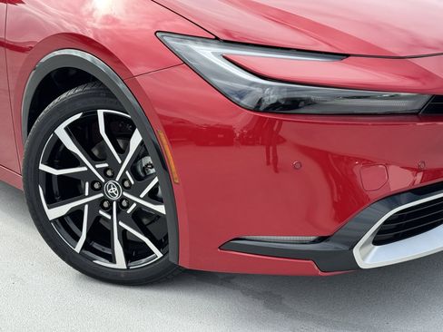 New 2026 Toyota Prius Plug-In Hybrid image 10