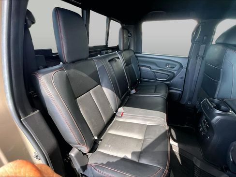 Used 2023 Nissan Titan PRO-4X w/ Pro-4x Convenience Package AWD/4WD image 20