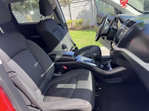 Used 2018 Dodge Journey SE w/ Connectivity Group image 17