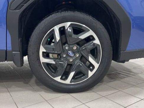 Certified 2025 Subaru Forester Premium image 24