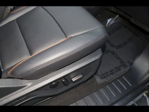 New 2025 Ford F250 Lariat w/ Lariat Ultimate Package image 12